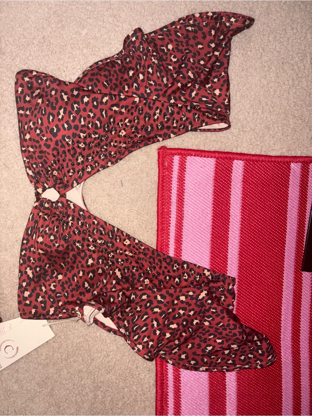 Cosita Linda- Red Leopard Print Ruffle Sleeve Bikini Top & Bottom w/ beaded. XL - Picture 2 of 6
